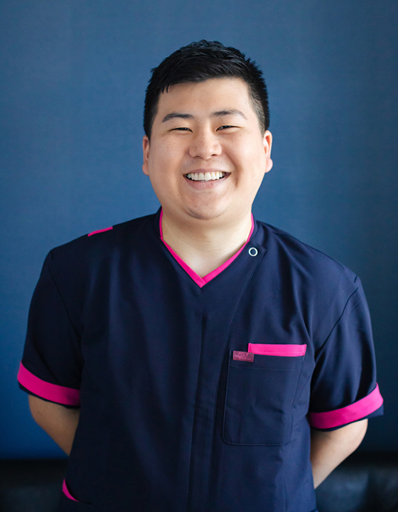 院長・医師 中山 翔太 SHOTA NAKAYAMA